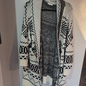 Maurices Geometric Black and Cream Cardigan